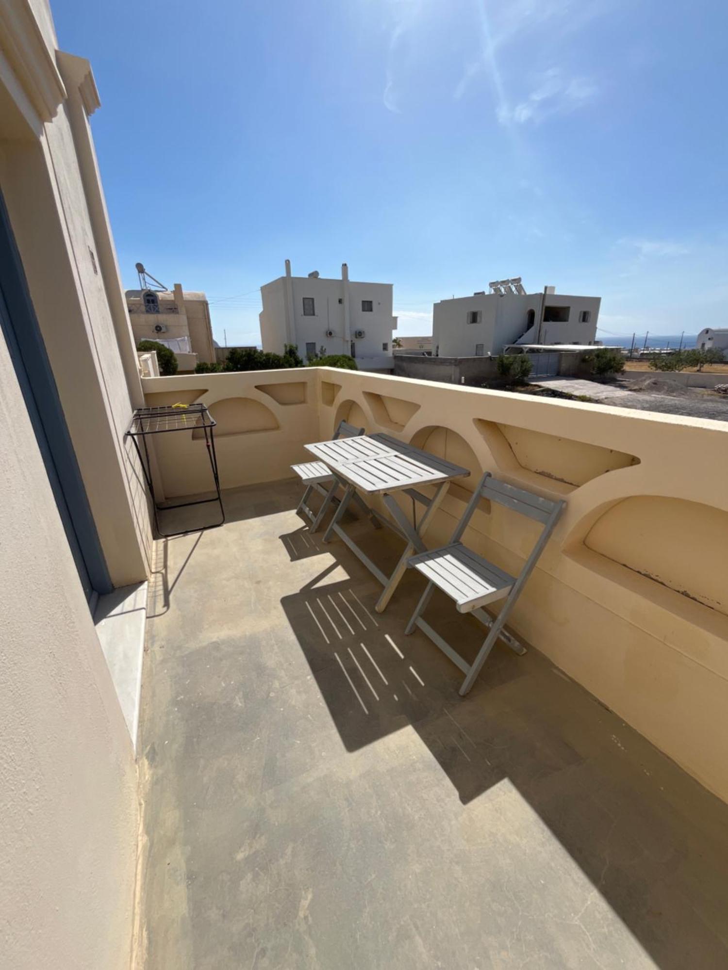 Leon Lux Apartments Perissa Exterior foto